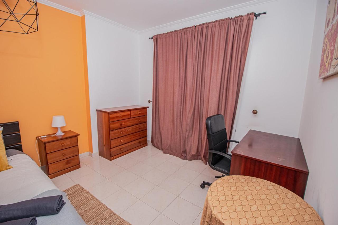 Charming Private Rooms In An Apartment A2 Penha - فارو المظهر الخارجي الصورة