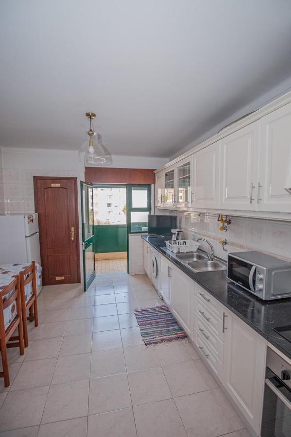 Charming Private Rooms In An Apartment A2 Penha - فارو المظهر الخارجي الصورة